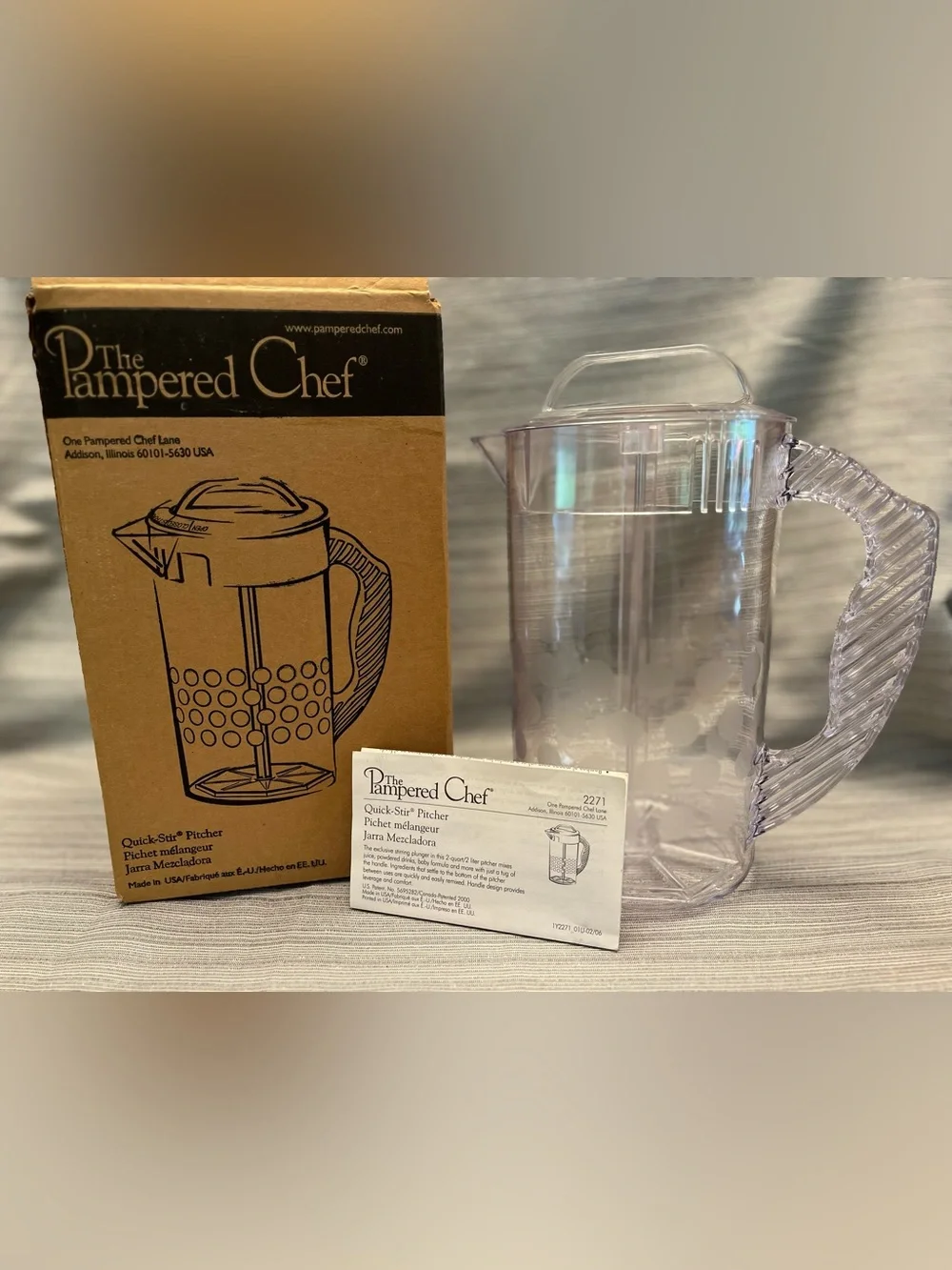 Pampered Chef 2 Quart Quick-Stir Pitcher 2271 Polka Dots COMPLETE Box,Directions - Picture 1 of 9